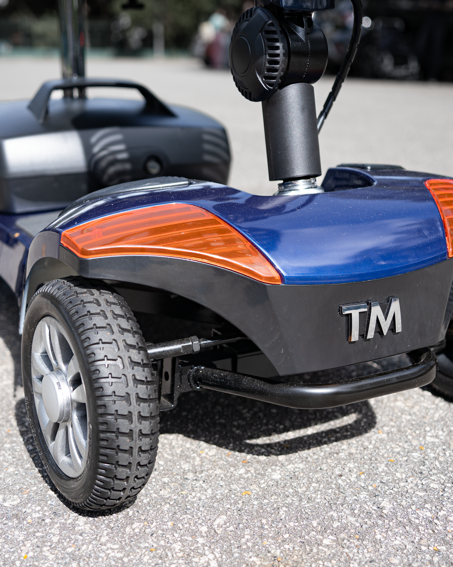 Scooter Electrico para Movilidad Therarover Pro Azul (TheraRover Electric Scooter Pro Blue) - Imagen 8